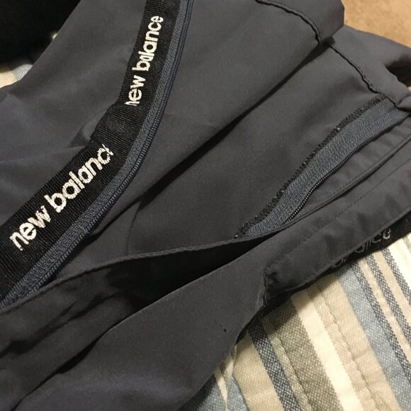 New Balance Mens Track Pants Size Large Polyester Spandex Blend Black - Picture 9 of 10